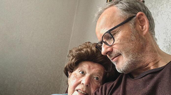 Reinholds Beckmanns Mutter Aenne starb 2019 im hohen Alter und hinterließ ihrem Sohn nicht nur die vielen Briefe ihrer Brüder, sondern auch Erinnerungen, die sie mit ihm in langen Gesprächen teilte.