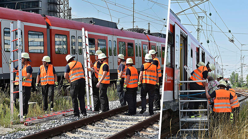 Die Fahrgäste mussten von der Feuerwehr aus der S-Bahn befreit werden.