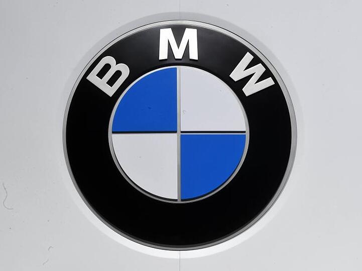 In den USA müssen etliche BMW-Limousinen, die bis zu 15 Jahre alt sind, in die Werkstatt zurück.
