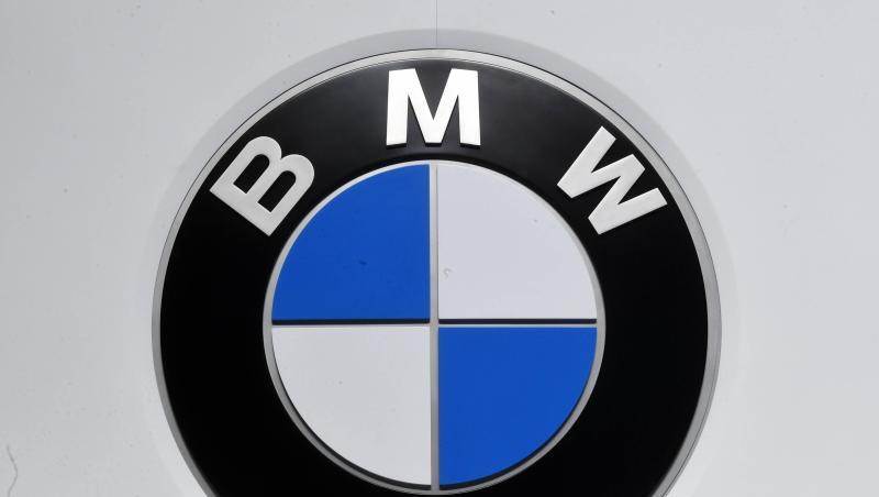 In den USA müssen etliche BMW-Limousinen, die bis zu 15 Jahre alt sind, in die Werkstatt zurück. In den USA müssen etliche BMW-Limousinen, die bis zu 15 Jahre alt sind, in die Werkstatt zurück.