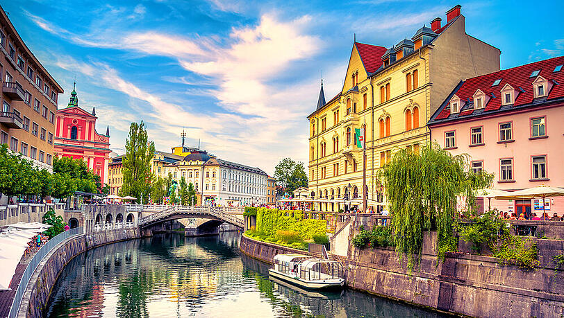 Der Fluss Ljubljanica prägt das Stadtbild von Sloweniens Hauptstadt Der Fluss Ljubljanica prägt das Stadtbild von Sloweniens Hauptstadt