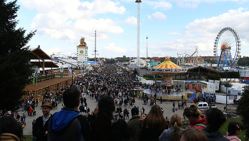 Das Oktoberfest ist teuer - und auch die Hotels während der Wiesn-Zeit.