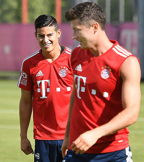 James Rodríguez und Robert Lewandowski (rechts).