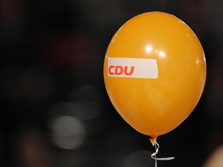 Die Union schebt im Umfragehoch.