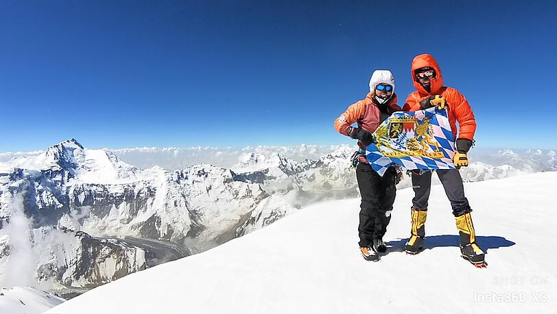 Laura Dahlmeier und ihr Bruder Pirmin auf ihrer Expedition ins Pamir-Gebirge vor knapp zwei Jahren. Laura Dahlmeier und ihr Bruder Pirmin auf ihrer Expedition ins Pamir-Gebirge vor knapp zwei Jahren.