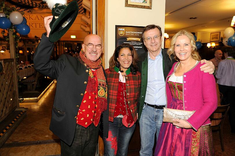 Schauspieler Otto Retzer mit seiner Frau Shirley, Katja Burkard und Hans Mahr