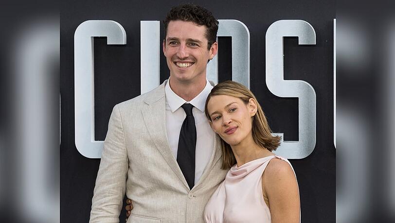 Destry Allyn Spielberg und ihr Mann Jake Herskowitz bei einer Premiere. Destry Allyn Spielberg und ihr Mann Jake Herskowitz bei einer Premiere.