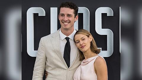 Destry Allyn Spielberg und ihr Mann Jake Herskowitz bei einer Premiere.
