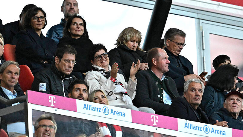 Schauten sich das letzte Spiel ihres Sohnes in der Allianz Arena an: Klaudia und Gerhard Müller. Schauten sich das letzte Spiel ihres Sohnes in der Allianz Arena an: Klaudia und Gerhard Müller.