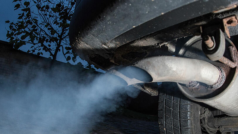 Alte Diesel aussperren oder nicht? Das Verwaltungsgericht München beschäftigt sich mit dem Lufreinhaltungsplan des Freistaats.