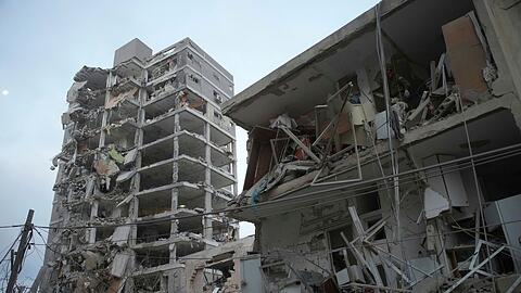 Mehrerer Gebäude in Israel wurden durch Irans Angriffe getroffen.