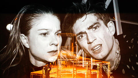 Romeo (Vincent zur Linden) und Julia (Lea Ruckpaul) werden immer wieder von der Kamera eingefangen.