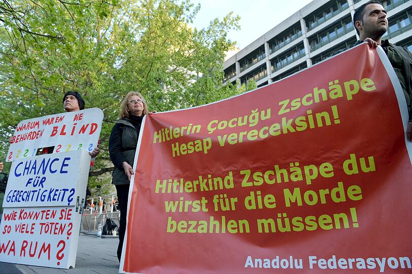 Bilder vom Prozess-Auftakt: Beate Zschäpe wird vorgefahren