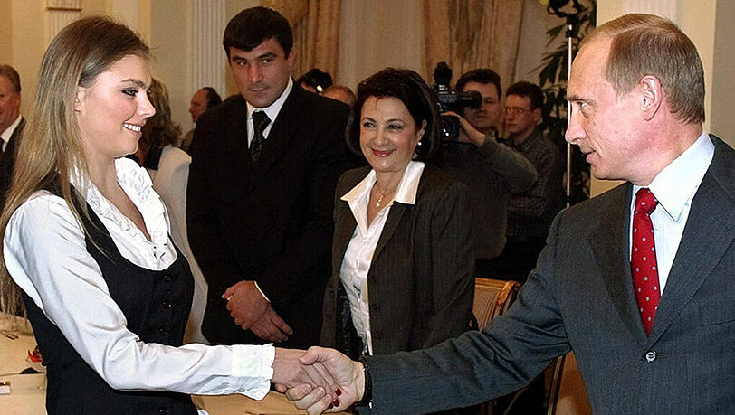 Gerüchte um Wladimir Putin und Alina Kabajewa reißen nicht ab. Der Kreml dementiert jedoch jegliche Nachwuchs-Spekulationen.