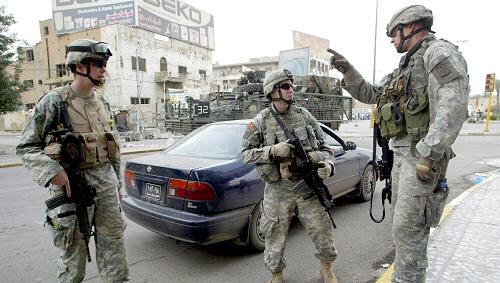 Noch gehören US-Soldaten in Bagdad zum Straßenbild Noch gehören US-Soldaten in Bagdad zum Straßenbild