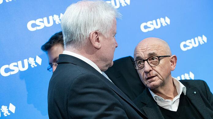 Alfred Sauter (hier mit Horst Seehofer): Der ehemalige Justizminister sieht sich Vorwürfen in der Korruptionsaffäre der Union ausgesetzt.