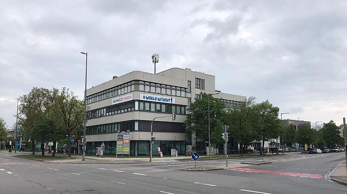 In diesem Gebäude in der Heidemannstraße in Freimann sollte der Salafisten-Gipfel stattfinden.