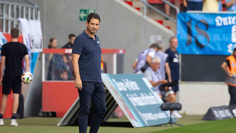 Trainer des TSV 1860: Argirios Giannikis. Trainer des TSV 1860: Argirios Giannikis.