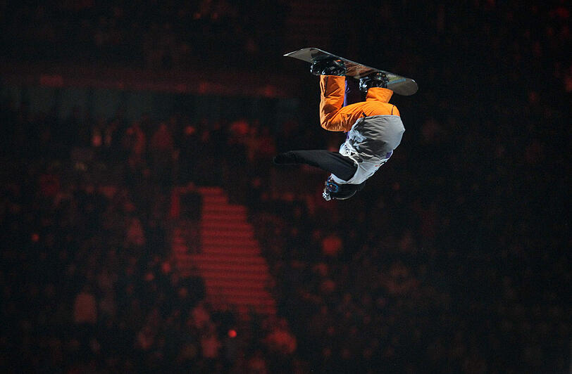 Ein Spektakel der besonderen Art: Im Münchner Olympiastadion sahen 16.500 Zuschauer die besten Snowboarder und ihre gewagten Sprünge.