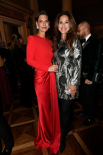 Sarah Kronsbein und Karen Web Sarah Kronsbein und Karen Web