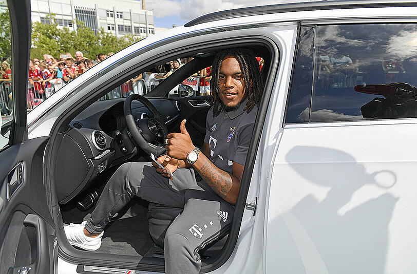 Renato Sanches: A3 Sportback 2.0 TDI S tronic in Gletscherweiss Metallic.