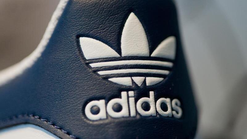 In Waldbrunn hat ein 33-Jähriger mindestens 130 Paar Schuhe geklaut. (Symbolbild)