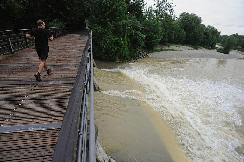 München säuft ab: Die spektakulären Bilder von den Überschwemmungen und vom Hochwasser