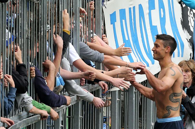 Bei Atlético Baleares ist der ehemalige Bundesliga-Spieler Malik Fathi beliebt - nun soll sein Verein zwei deutsche Trainer bekommen.
