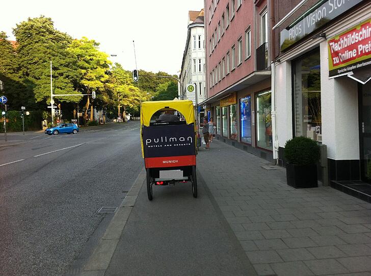 Zwei Touristen aus Buxtehude flüchteten mit einer Rikscha.