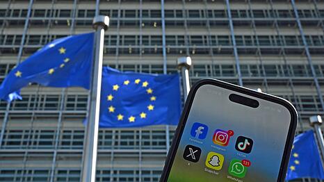 Die EU-Kommission mit Sitz in Br&uuml;ssel will neue Regeln f&uuml;r Social-Media-Apps. (Symbolbild)