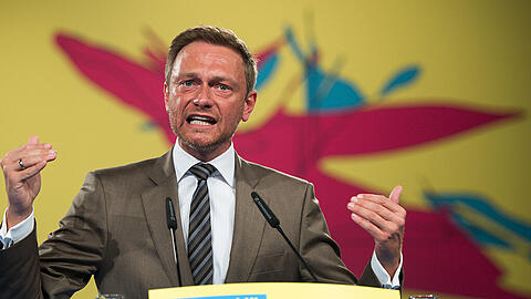 Voll auf Angriff: FDP-Chef Christian Lindner während des Parteitags der Liberalen in Berlin.