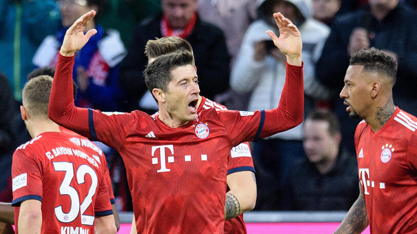 ROBERT LEWANDOWSKI (m.) - NOTE 2: Verwertete Alabas Flanke technisch anspruchsvoll zum 1:0 - sein 18. Saisontor. Im Anschluss vergab er aber auch einige gute Möglichkeiten.