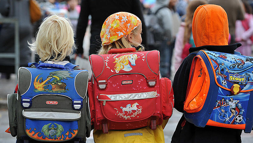 Am Dienstag geht die Schule in Bayern wieder los. Mit dabei: Knapp 1,7 Millionen Schüler und rund 109.000 Erstklässler. Am Dienstag geht die Schule in Bayern wieder los. Mit dabei: Knapp 1,7 Millionen Schüler und rund 109.000 Erstklässler.