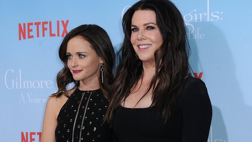Alexis Bledel (l.) und Lauren Graham bei der Premiere von "Gilmore Girls: Ein neues Jahr" 2016.