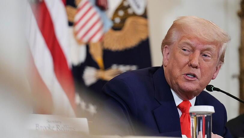Trump droht der EU mit Zöllen - und gibt sich vorerst wenig kompromissbereit.