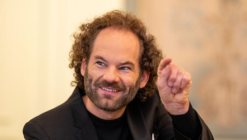Maxi Schafroth leiht dem frechen Kobold Pumuckl seine Stimme.