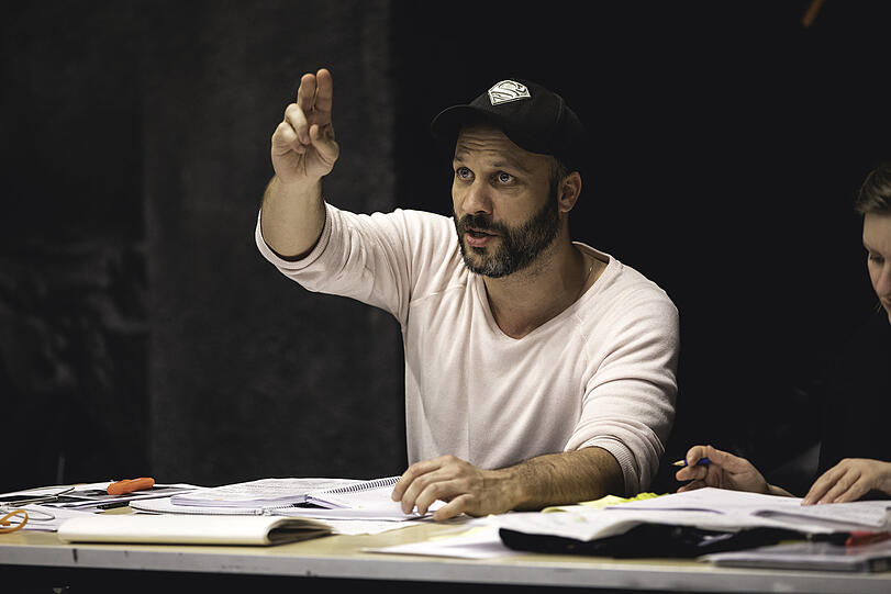 Tobias Kratzer bei einer Probe im Royal Opera House Covent Garden.