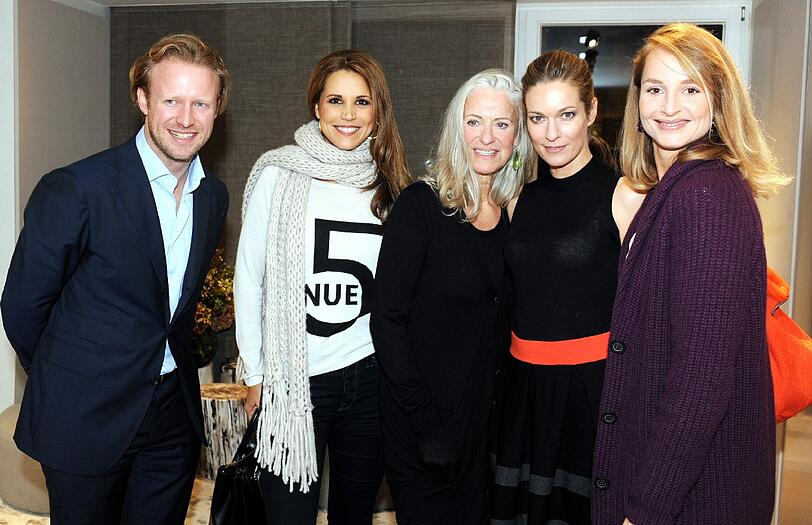Valentin von Arnim, Karen Webb, Iris von Arnim, Lisa Martinek und Lara Joy Körner