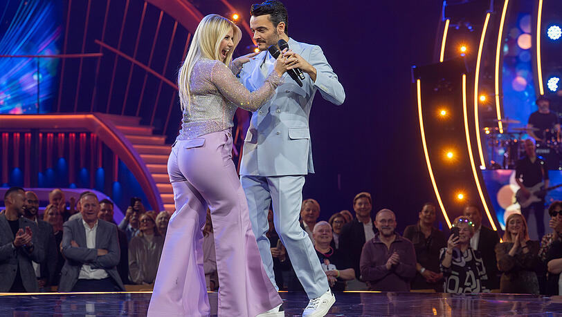Beatrice Egli und Giovanni Zarrella verstehen sich auch abseits der Bühne bestens. Beatrice Egli und Giovanni Zarrella verstehen sich auch abseits der Bühne bestens.