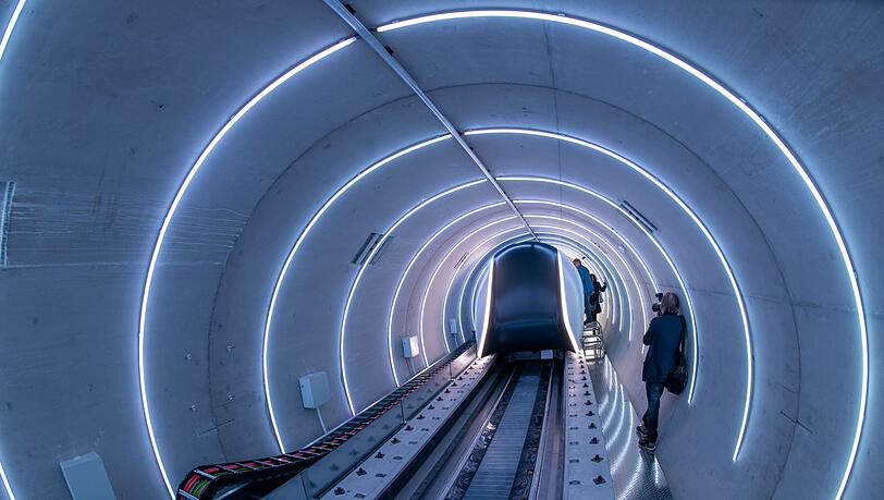 Experten der Boston Consulting Group sehen im Aufbau eines Hyperloop-Industriesystems ein Zukunftsfeld f&uuml;r die deutsche Wirtschaft.