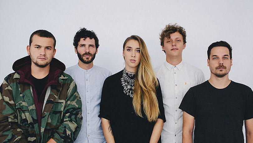 Claire, die deutsche Elektropop-Band aus München. Claire, die deutsche Elektropop-Band aus München.
