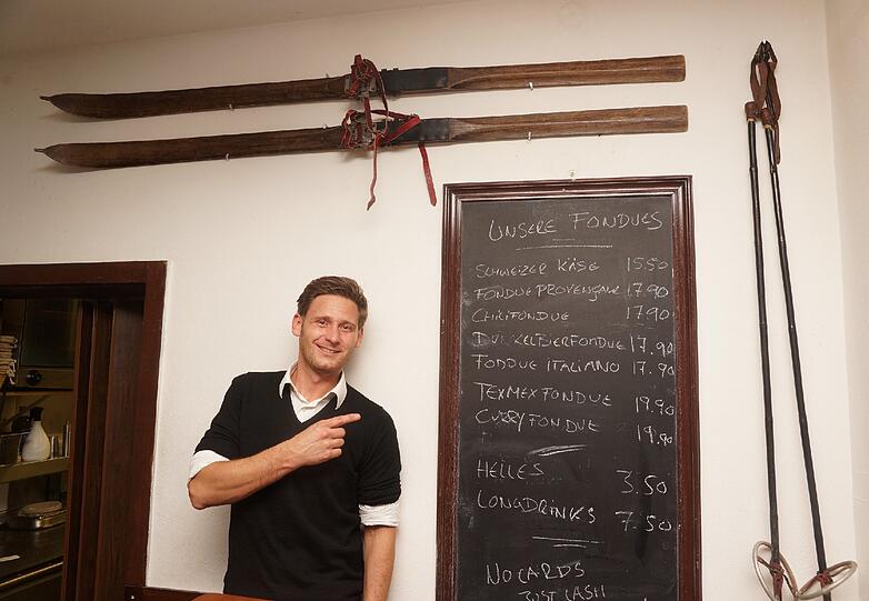 Betreiber Max Rüger ist stolz auf die speziellen Fondue-Kreationen.