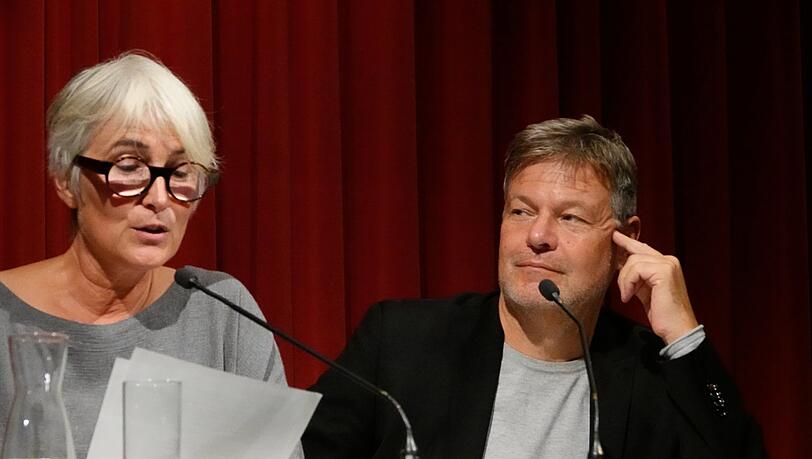 Andrea Paluch mit Ehemann Robert Habeck im M&uuml;nchner Lyrik Kabinett.