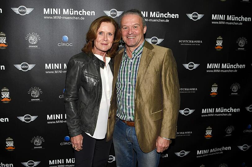 Michael Rahe, der frühere Leiter der BMW-Niederlassung München, mit seiner Frau Barbara