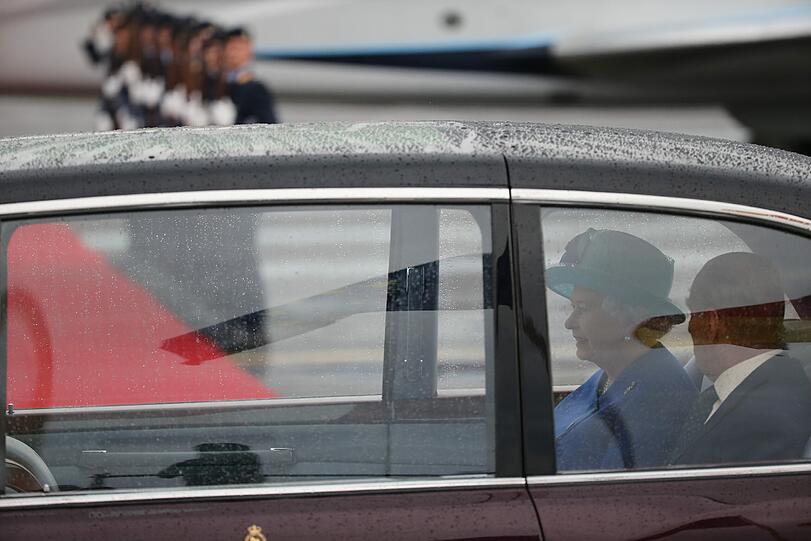 Die Queen ist in Berlin angekommen. Klicken Sie sich durch die Bilderstrecke!
