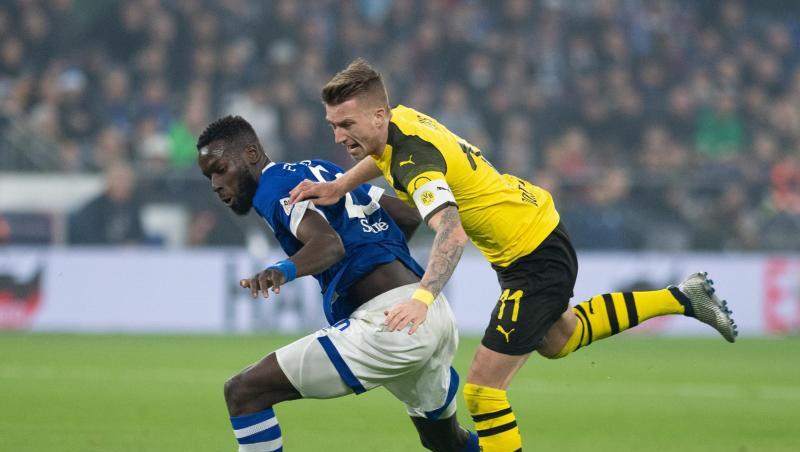 Im Derby zwischen Schalke und Borussia Dortmund ist immer Brisanz. Im Derby zwischen Schalke und Borussia Dortmund ist immer Brisanz.