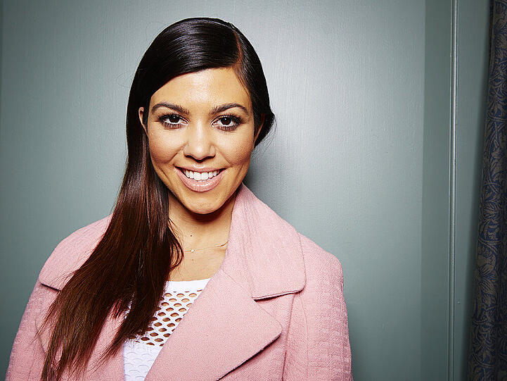 Kourtney Kardashian muss bei ihrem Baby-Bäuchlein wohl nachhelfen