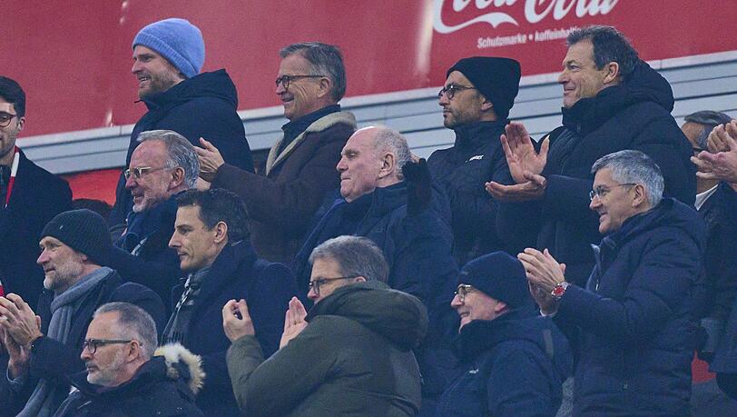 Mehr Ruhe für Kalle und Uli: Rummenigge und Hoeneß wollen sich im ersten Halbjahr 2024 wieder mehr zurückziehen.