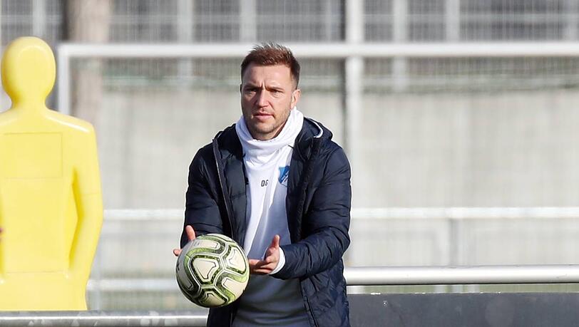 Neuer Trainer der U19 : Danny Galm.