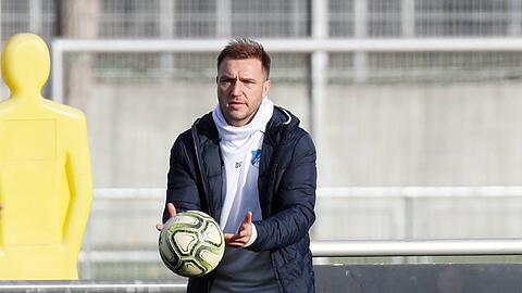 Neuer Trainer der U19 : Danny Galm.